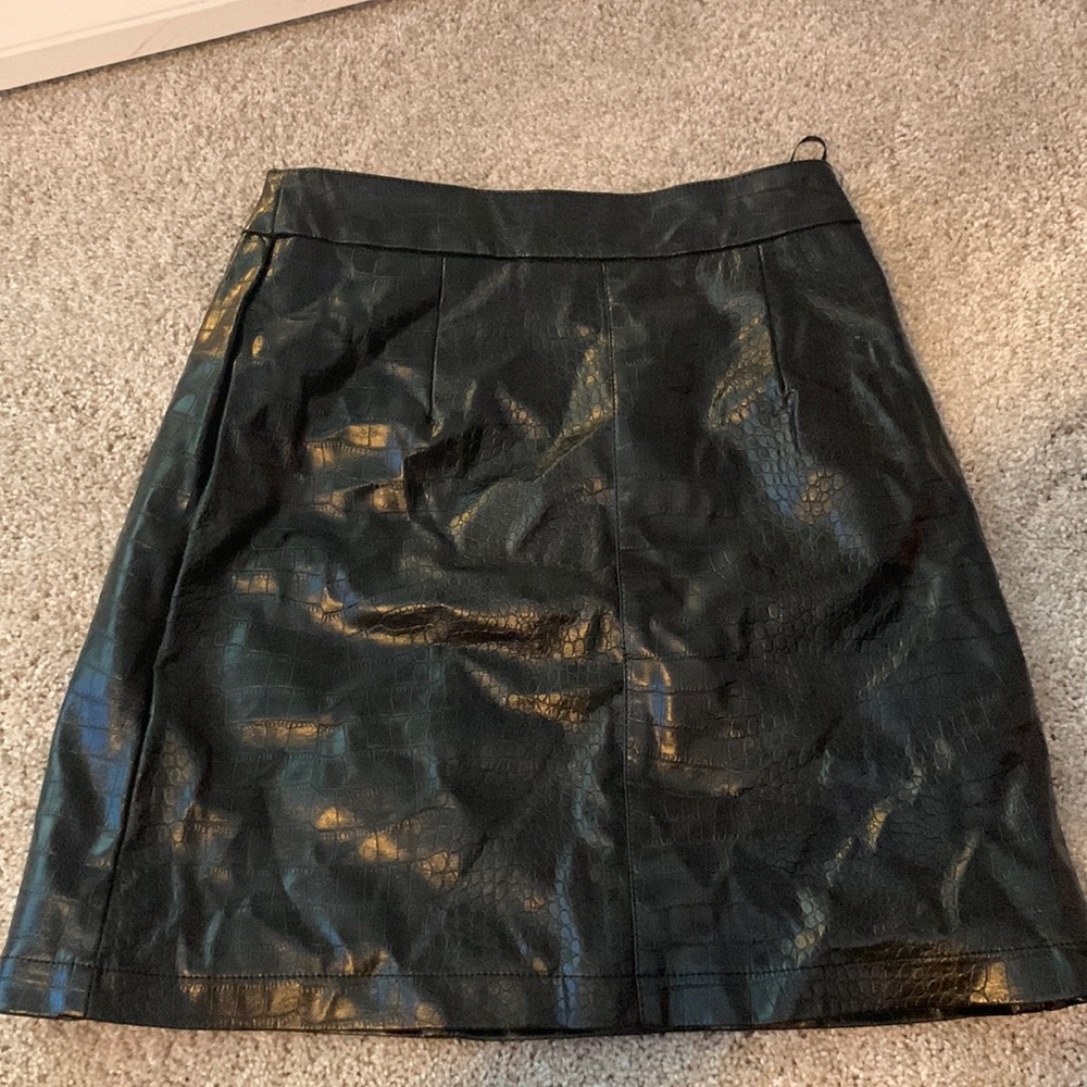 Black snakeskin skirt, worn once, size 2 US